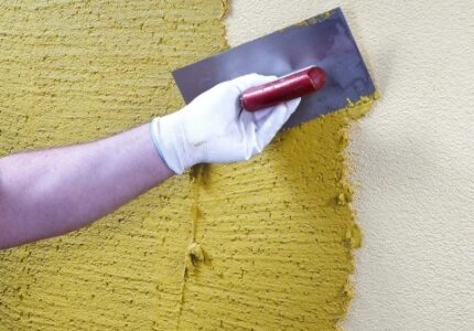 pintura morada pared