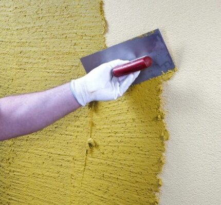 pintura morada pared
